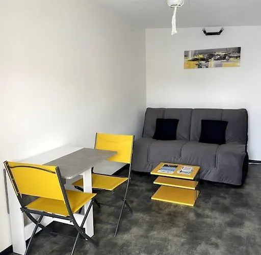 De 25m Carre Refait A Neuf, Proche Tram B Et Fac Pessac